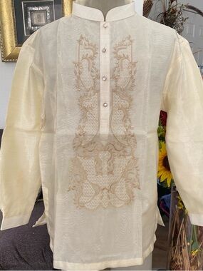 Men’s Cream Embroidered Barong Tagalog 2XL Dress Shirt - Classic Mandarin Collar